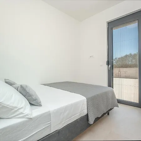 Cda160 Semesterbostad *